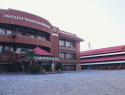 Prodi S1 Teknik Industri dan S1 Teknik Elektro Unissula Raih Akreditasi Unggul
