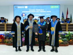 PDTS Unissula Kembali Luluskan Doktor, Djoko Subagijo Angkat Isu Gedung Negara