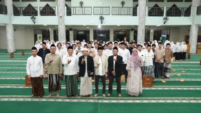 Pesantren Mahasiswa Unissula Gelar Khutbah Wada, Tekankan Nilai Birrul Walidain