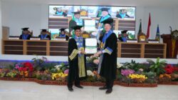 Sosok Theis R Andersen Diganjar Guru Besar Kehormatan oleh Unissula
