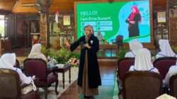Dosen FBSB Unissula Bekali Mahasiswa Kebidanan Blora Etika dan Keterampilan Public Speaking