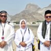 Apresiasi Pecinta Al-Qur’an, YBWSA Berangkatkan Munawaroh dan Ripto Utomo Umrah Gratis